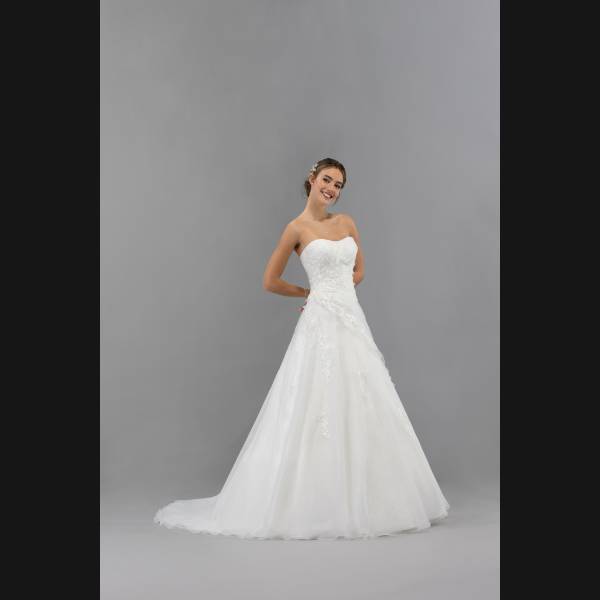 EGLANTINE-C24-J2-FELICIA_39592.jpg